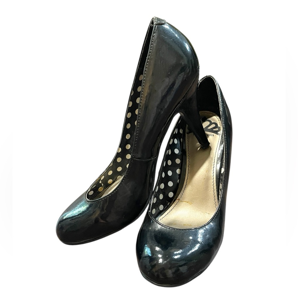 Fergalicious Black Patent Heels GUC